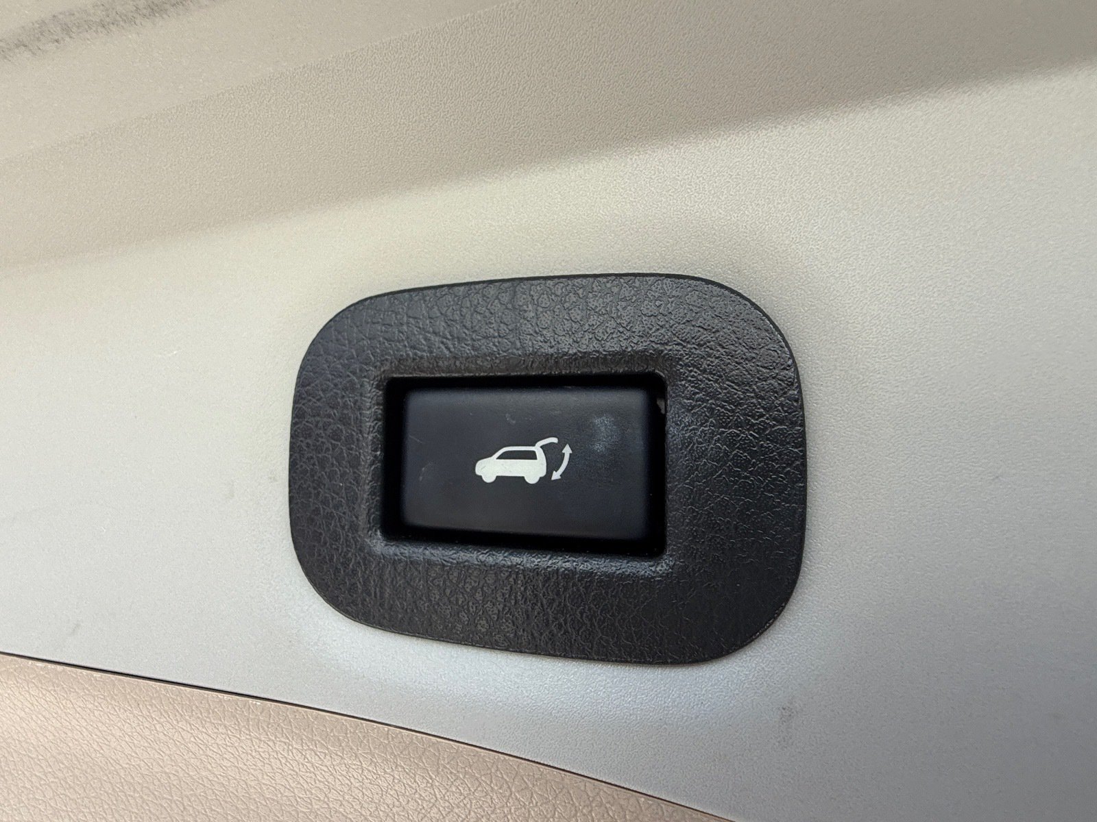 Used 2019 Nissan Rogue SL w/ Premium Package FWD image 15
