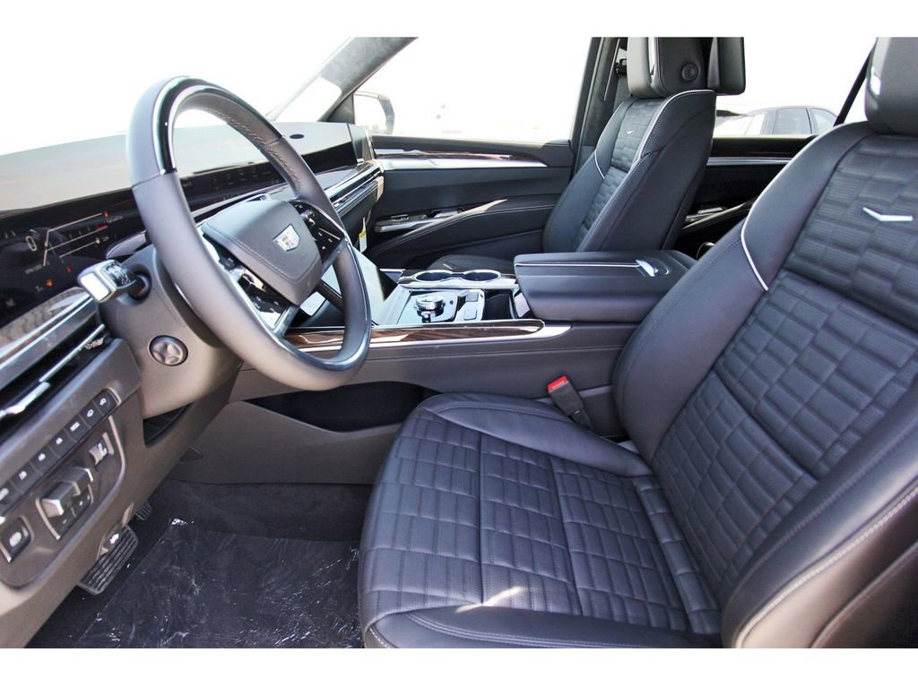 New 2026 Cadillac Escalade ESV Platinum Sport w/ LPO, ONYX Package image 6