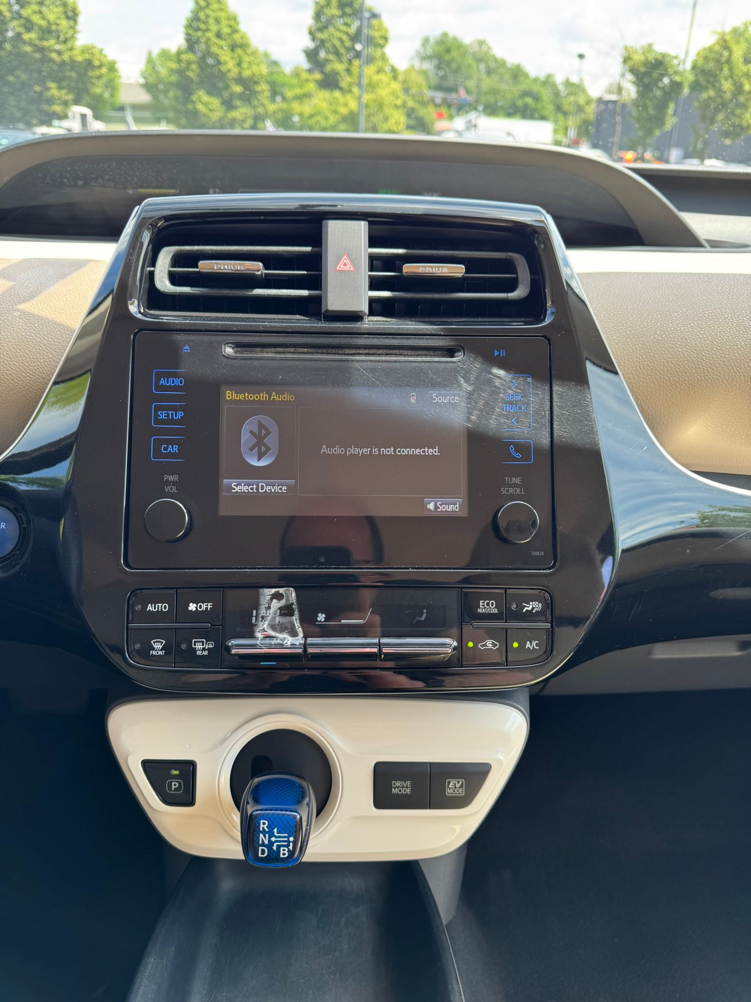 Used 2016 Toyota Prius Two w/ Preferred Accessory Package FWD image 15