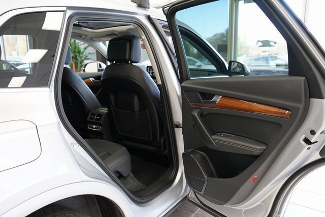 Used 2022 Audi Q5 2.0T Premium Plus image 54