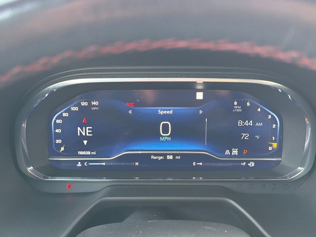 Used 2022 Chevrolet Suburban RST w/ Luxury Package image 18