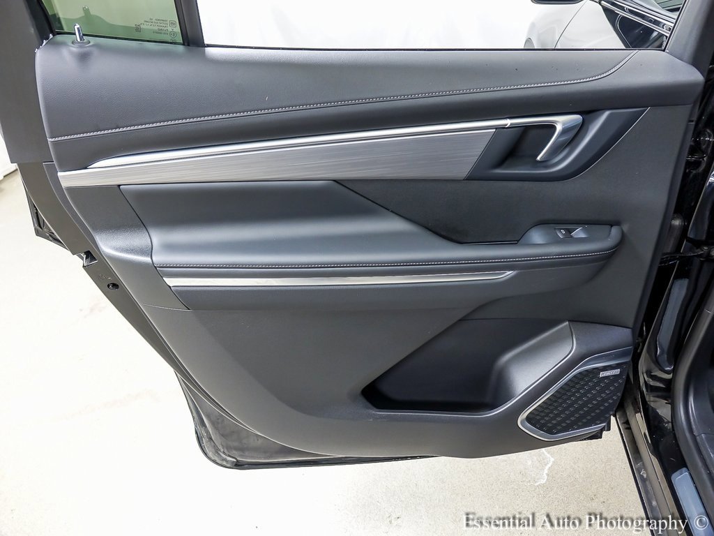 Certified 2025 Buick Enclave Preferred image 22