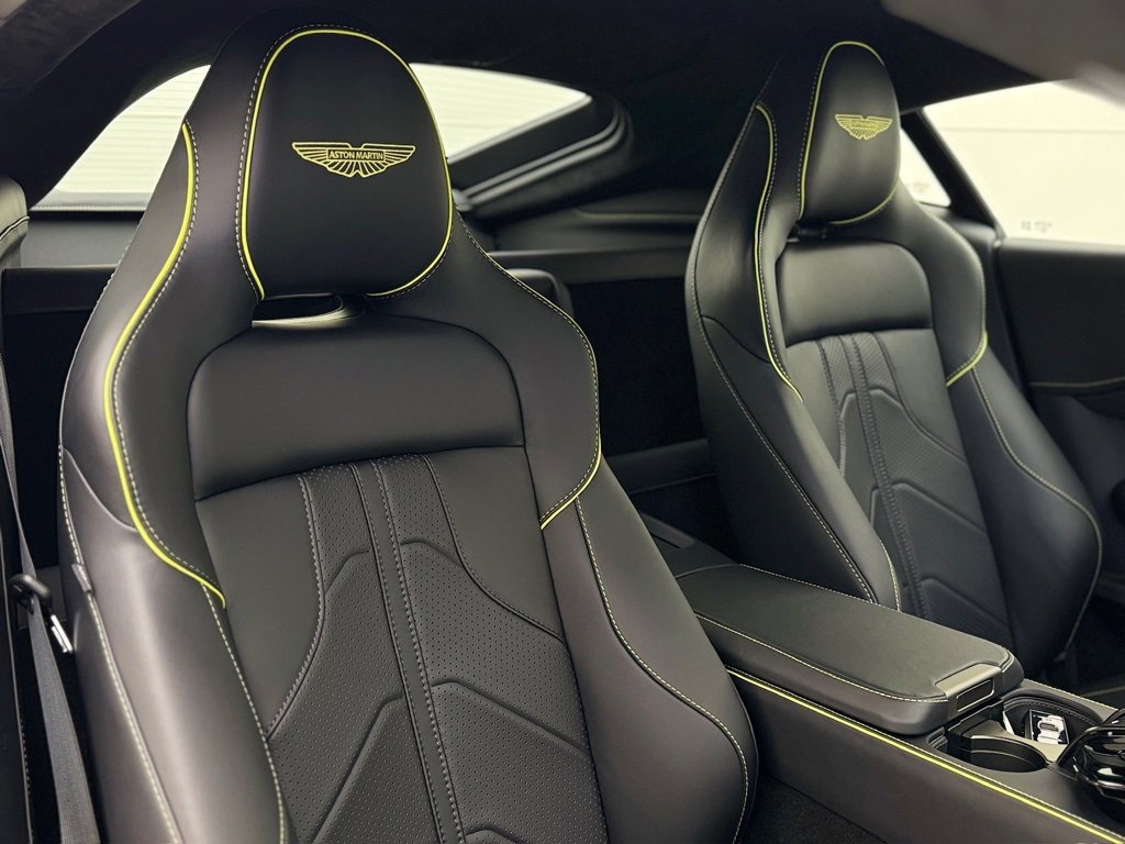 New 2025 Aston Martin V8 Vantage Coupe image 5