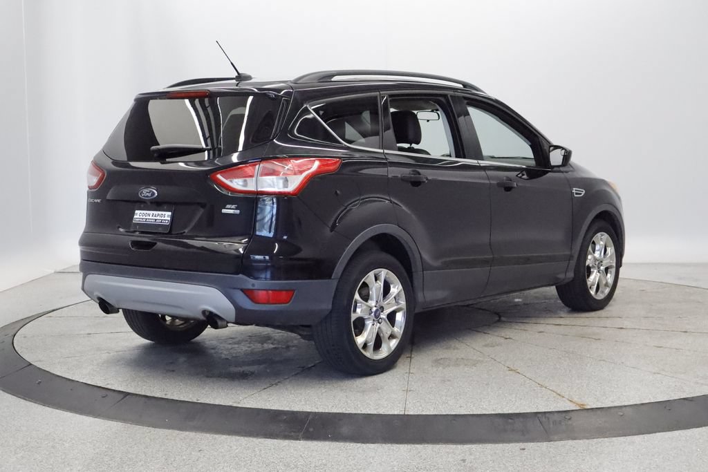 Used 2016 Ford Escape SE w/ SE Leather Comfort Package AWD/4WD image 5