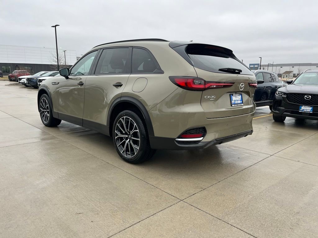Used 2025 MAZDA CX-70 Plug-In Hybrid w/ Premium Pkg image 6