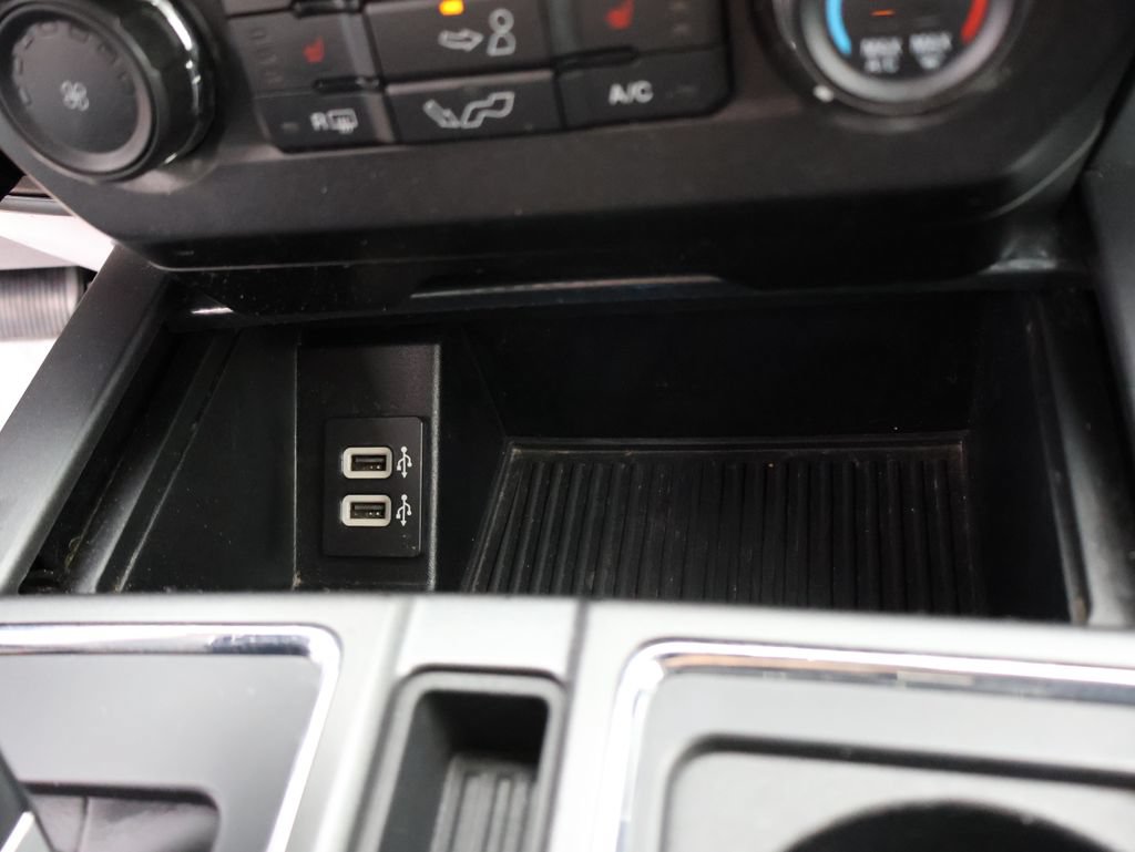 Used 2019 Ford F150 XLT w/ Equipment Group 302A Luxury AWD/4WD image 21