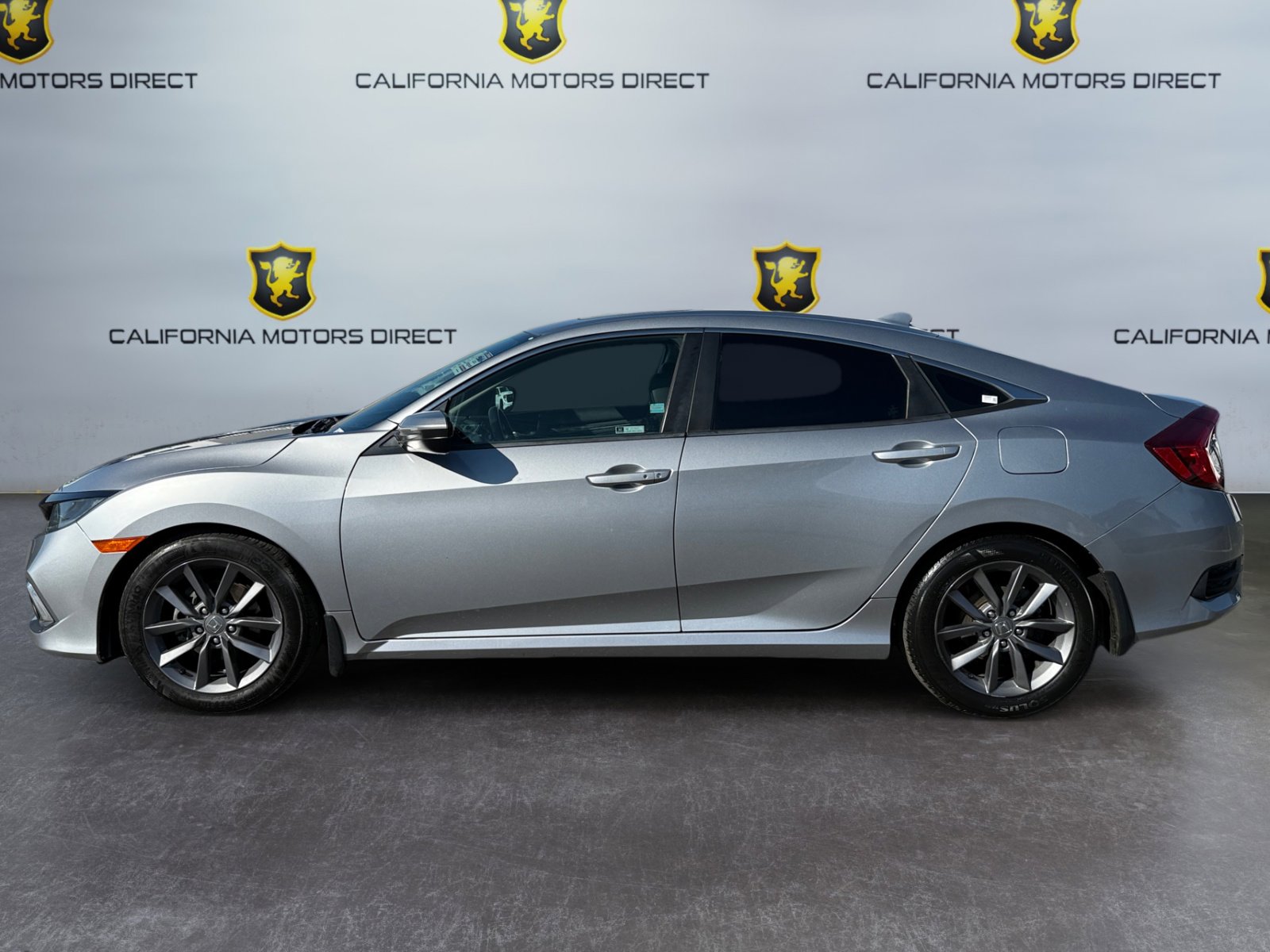 Used 2019 Honda Civic EX-L image 2