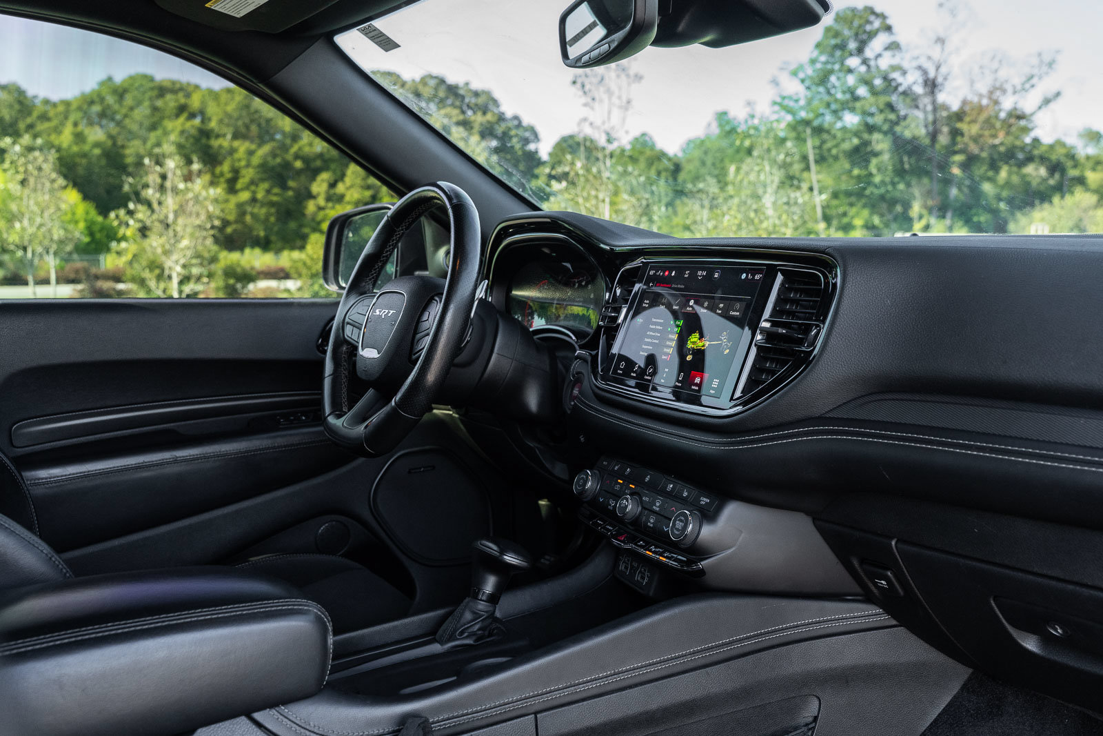 Used 2021 Dodge Durango SRT w/ Technology Group AWD/4WD image 13