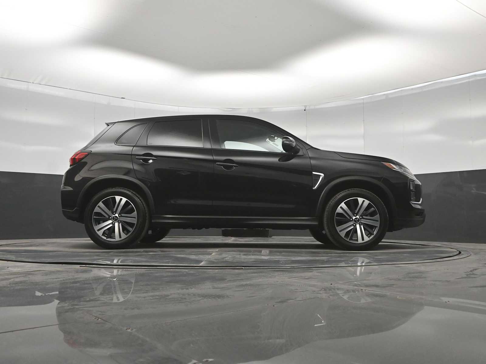 Used 2022 Mitsubishi Outlander Sport SE FWD image 41