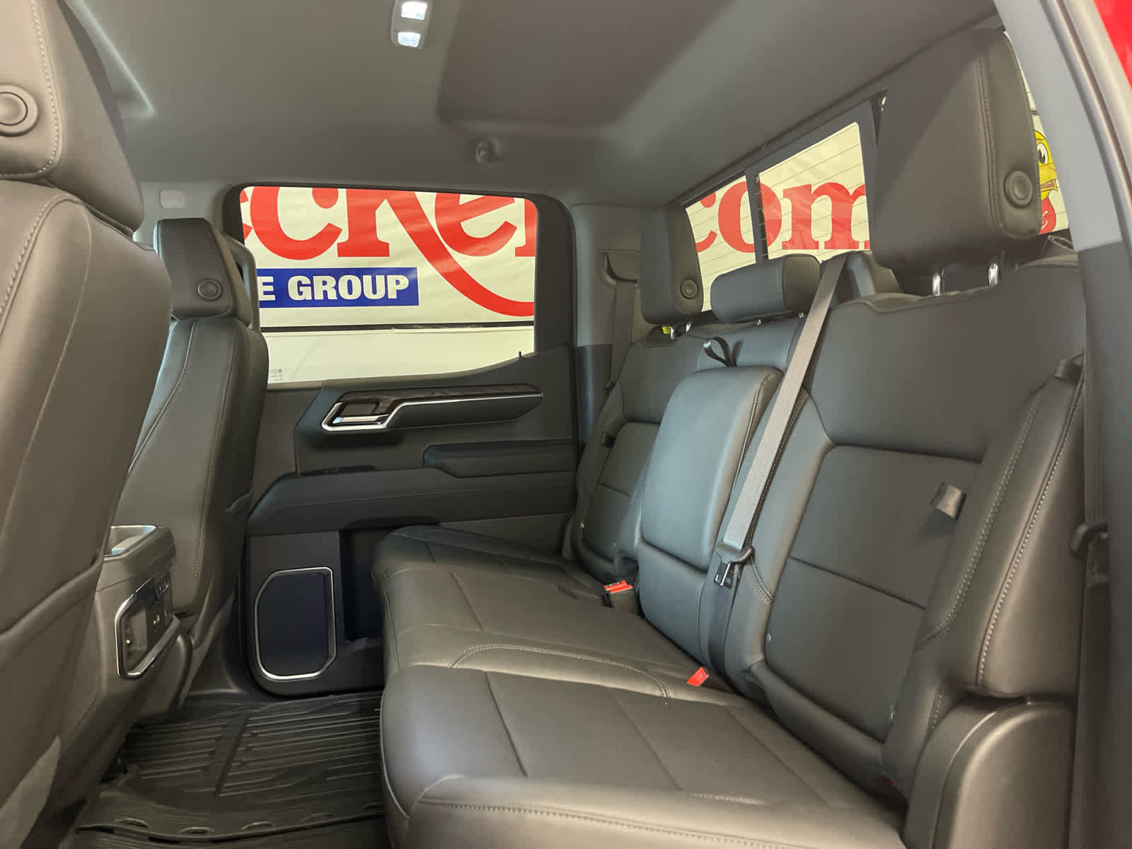 New 2026 GMC Sierra 1500 SLT w/ SLT Premium Plus Package image 24