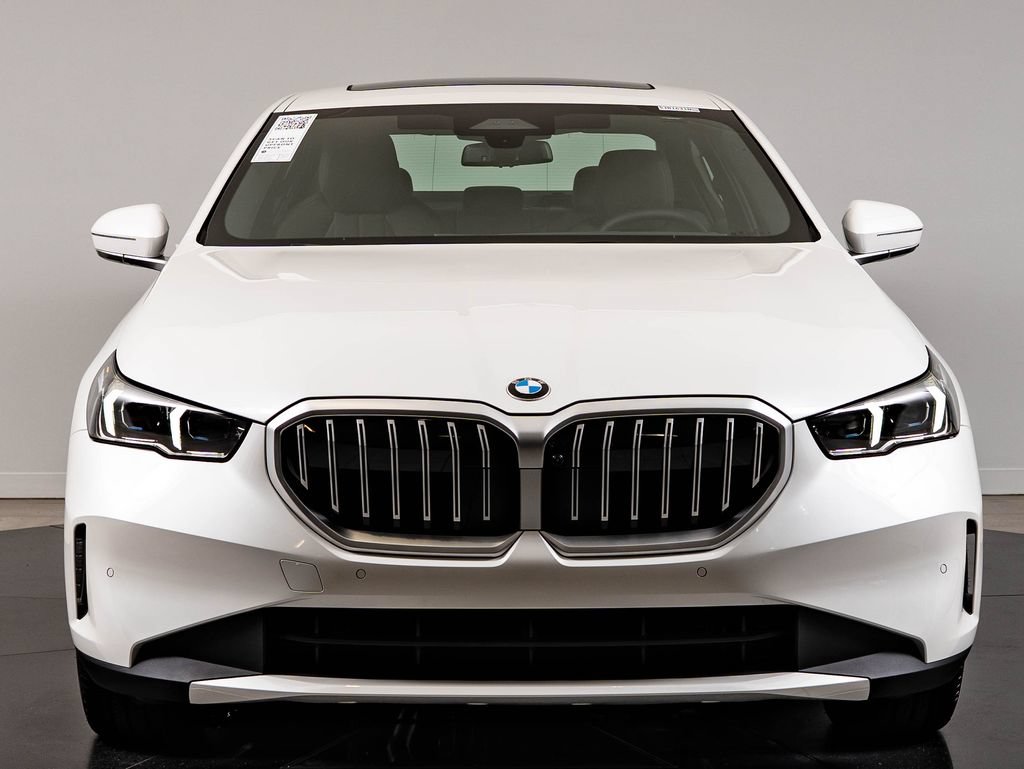New 2027 BMW 530i xDrive w/ Premium Package AWD/4WD image 2