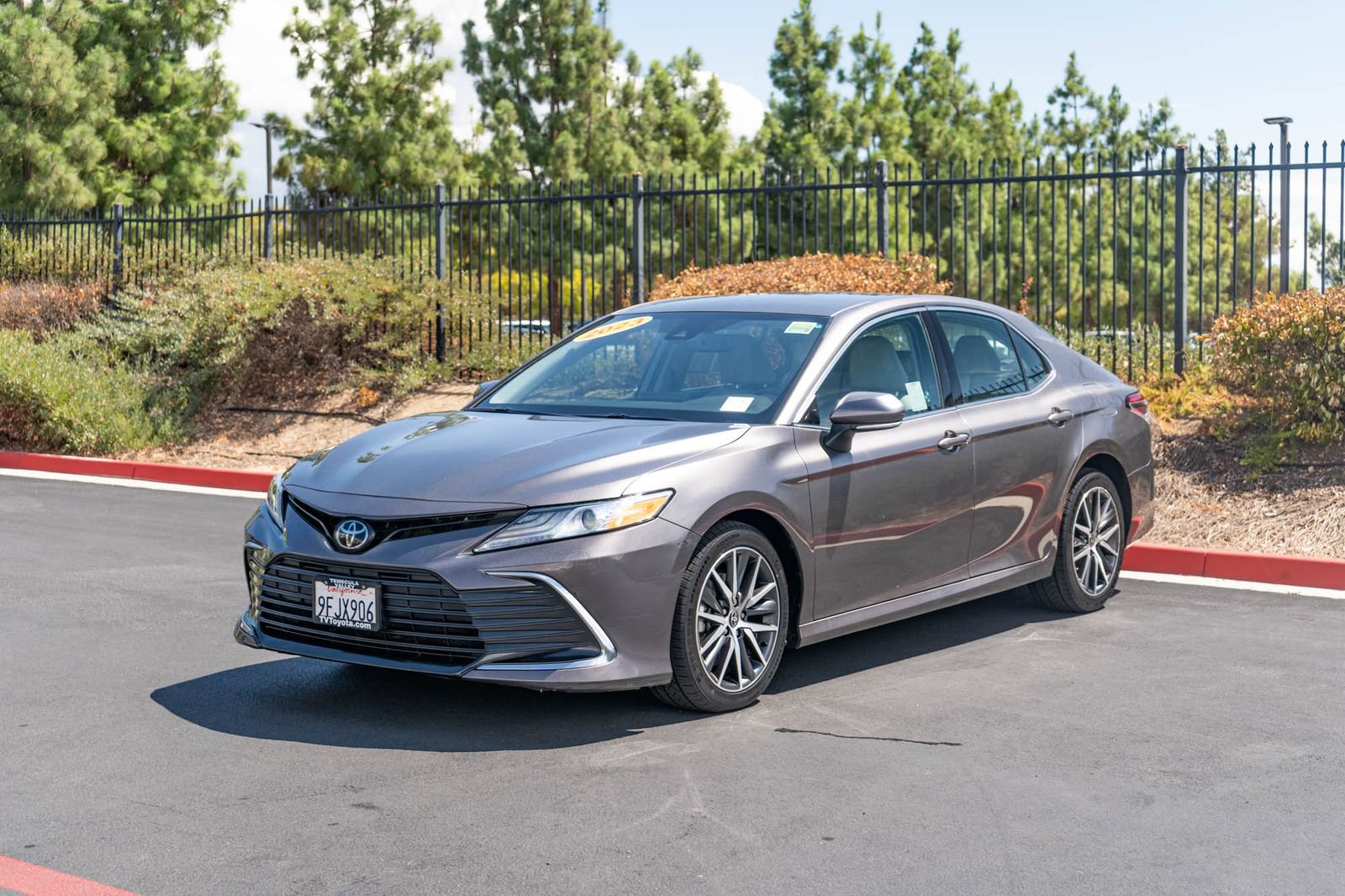 Certified 2023 Toyota Camry XLE AWD/4WD image 3