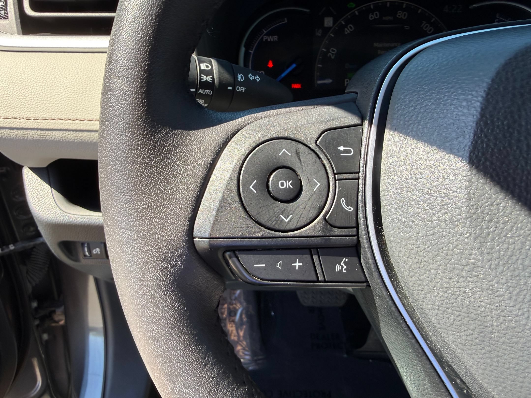 Used 2023 Toyota RAV4 XLE Premium AWD/4WD image 15