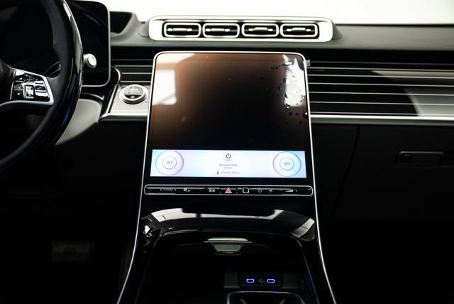 Used 2025 Mercedes-Benz Maybach S 580 4MATIC image 41