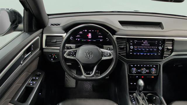 Used 2023 Volkswagen Atlas Cross Sport SEL R-Line AWD/4WD image 12