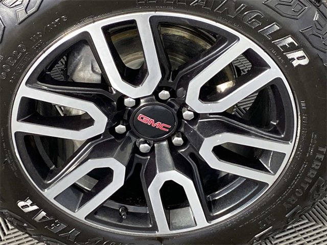 Used 2024 GMC Sierra 1500 AT4 w/ Technology Package image 28