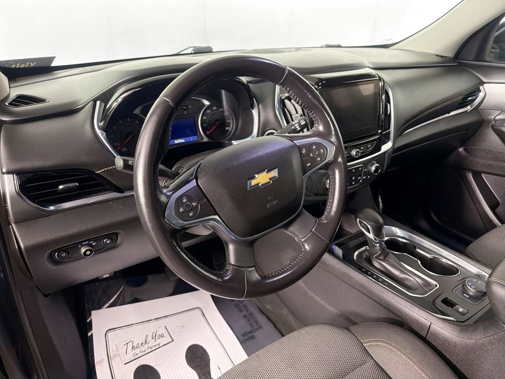 Used 2021 Chevrolet Traverse LT AWD/4WD image 9