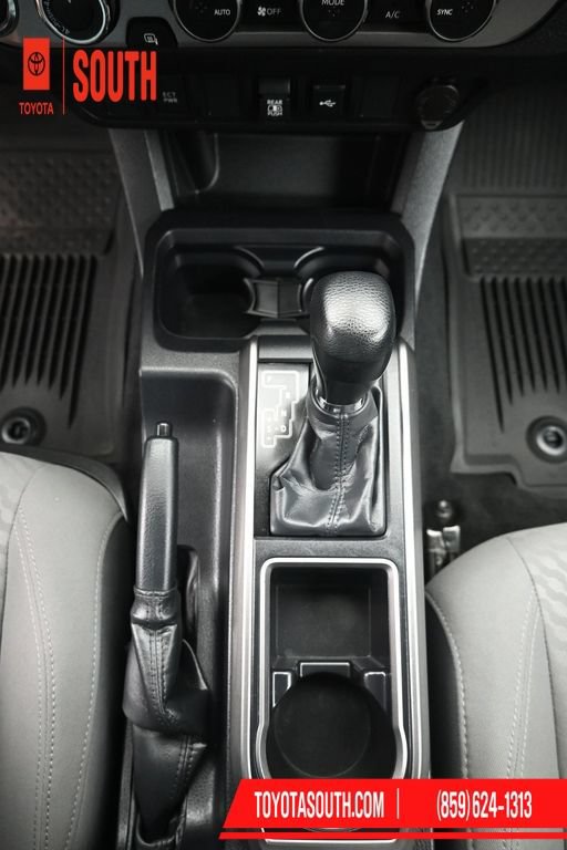 Used 2023 Toyota Tacoma SR5 AWD/4WD image 19