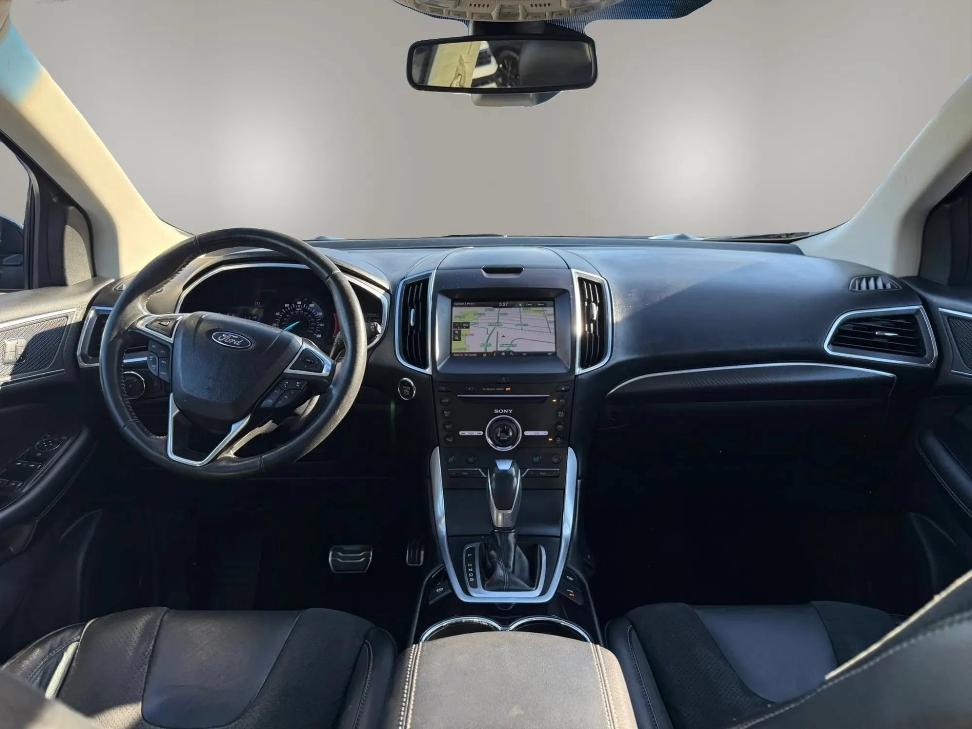 Used 2015 Ford Edge Sport w/ Equipment Group 401A FWD image 3