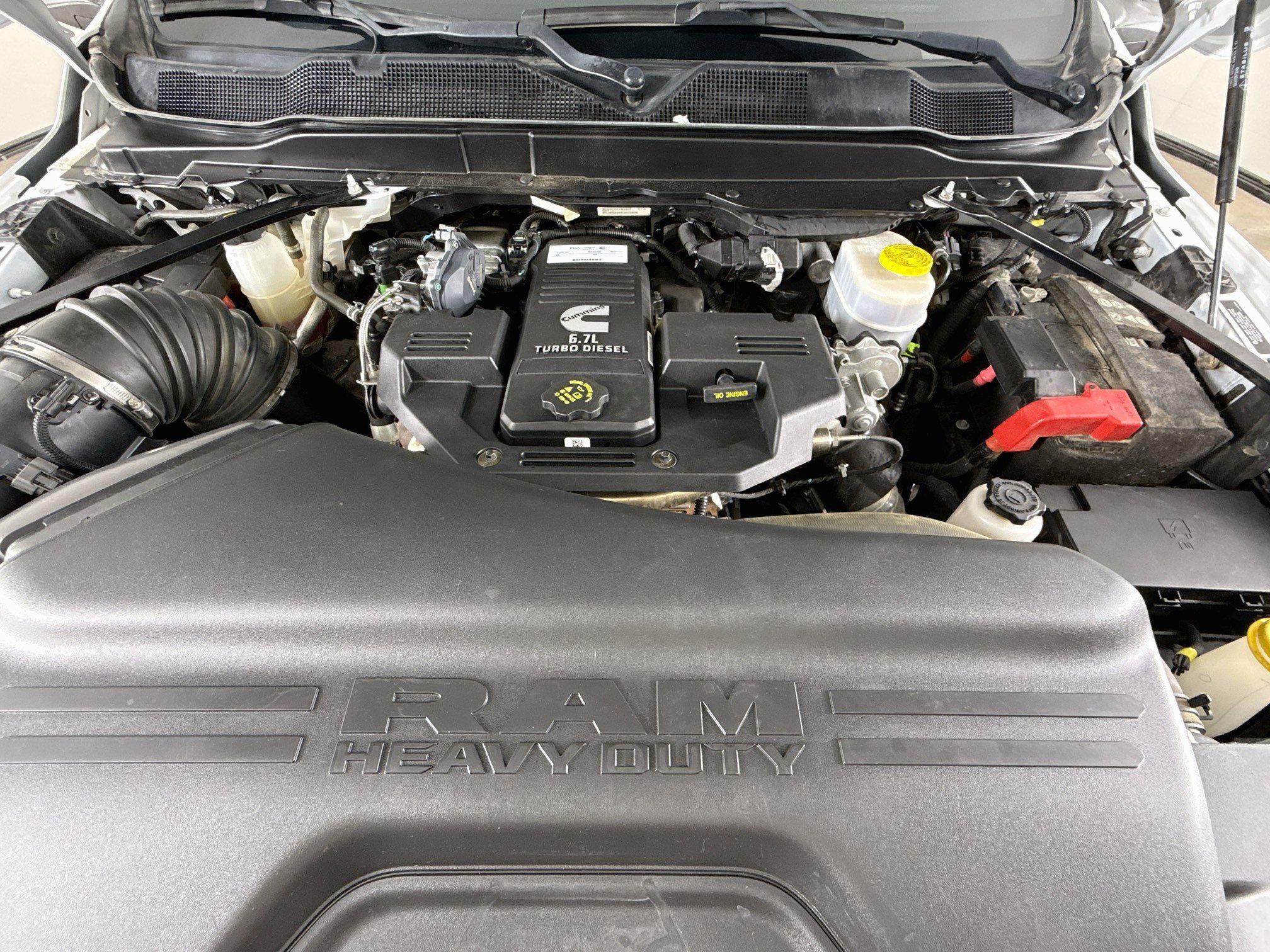 Used 2023 RAM 2500 Laramie AWD/4WD image 32