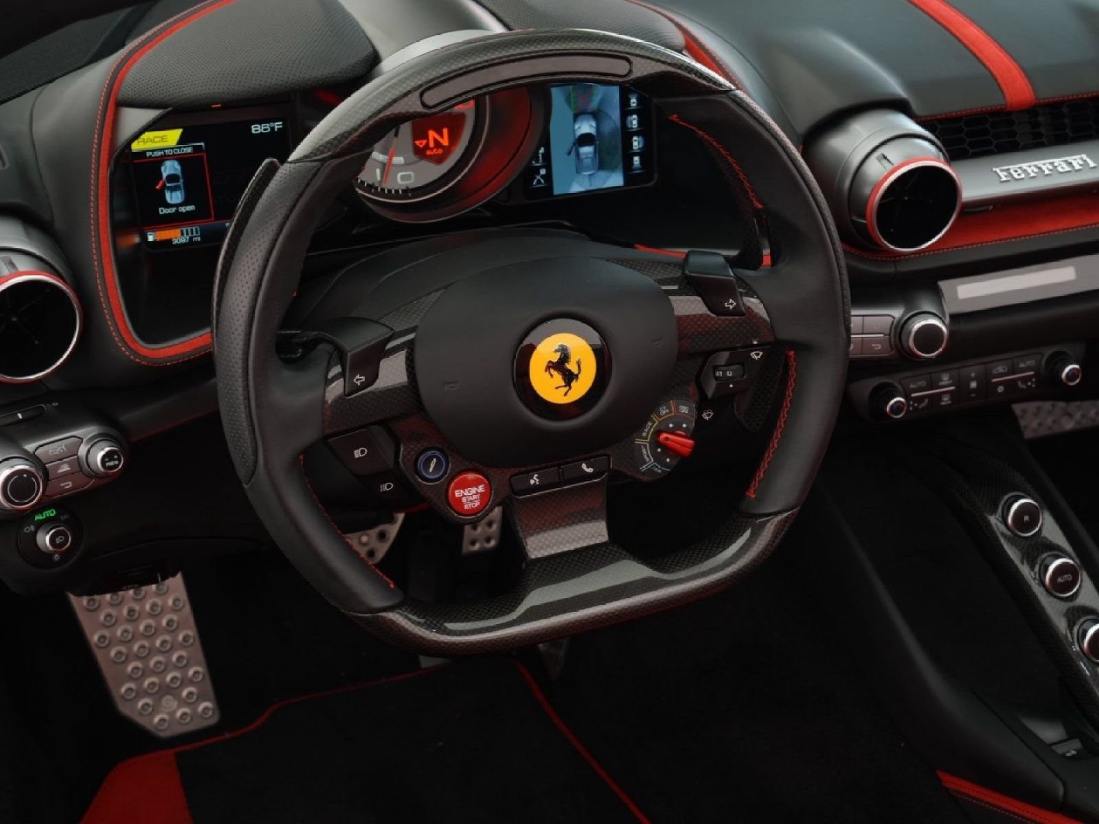 Used 2022 Ferrari 812 GTS RWD image 14