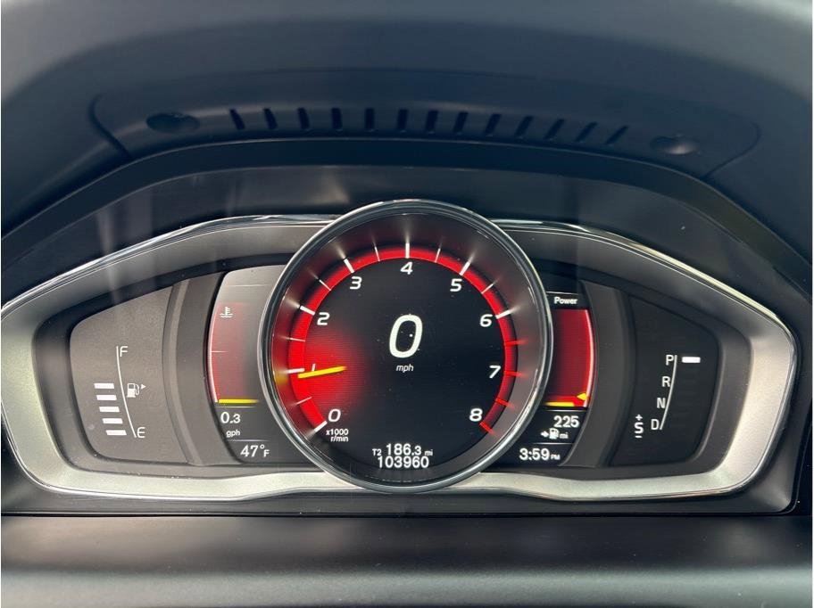 Used 2017 Volvo XC60 T5 Inscription w/ Preferred Option Package image 15