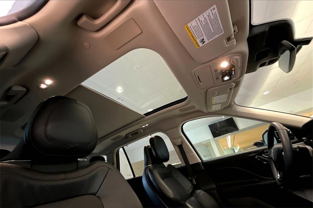 Used 2024 Lincoln Aviator Reserve w/ Equipment Group 201A image 22