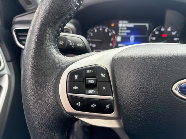 Used 2023 Ford Explorer XLT w/ Equipment Group 202A image 23