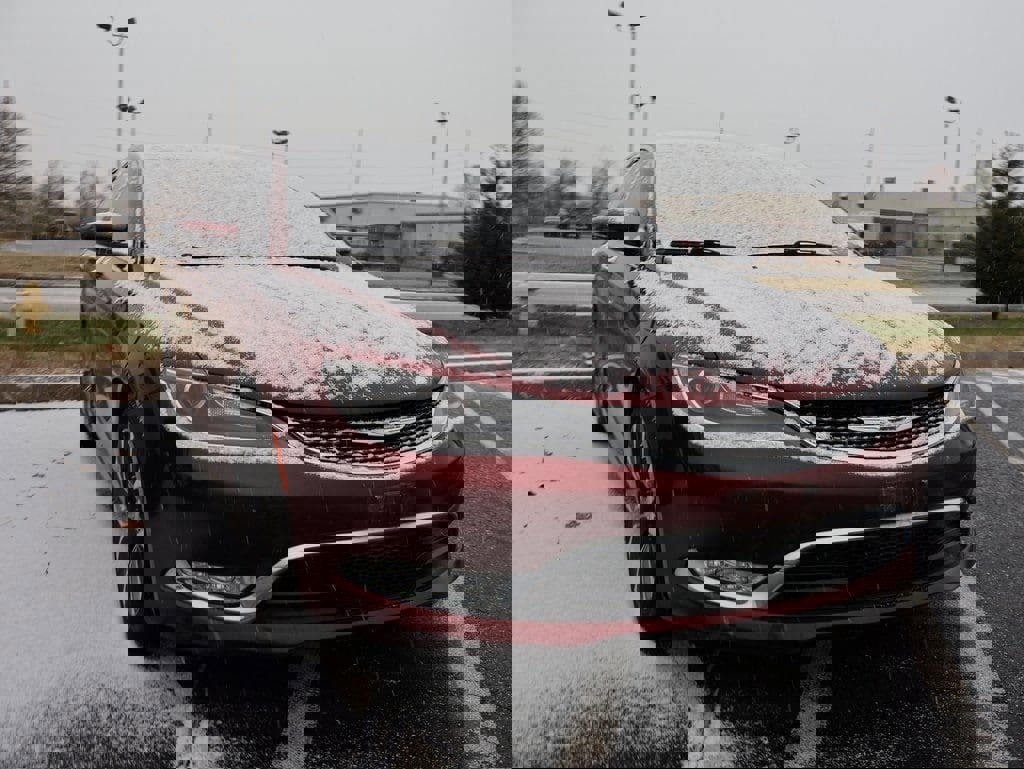 Used 2015 Chrysler 200 C w/ Navigation & Sound Group I image 5