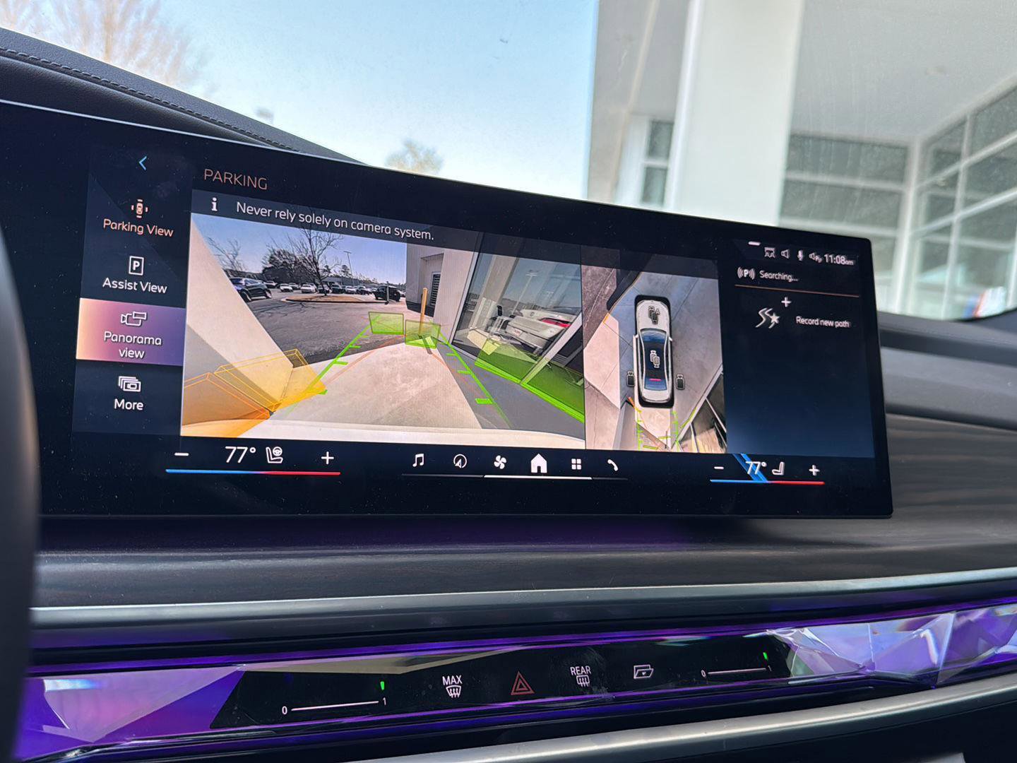 Certified 2024 BMW i7 xDrive60 w/ Executive Package AWD/4WD image 23