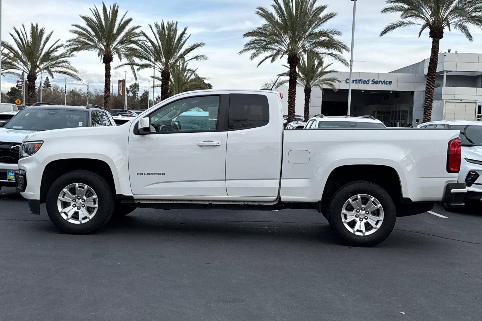 Used 2022 Chevrolet Colorado LT w/ Fleet Safety Package image 6