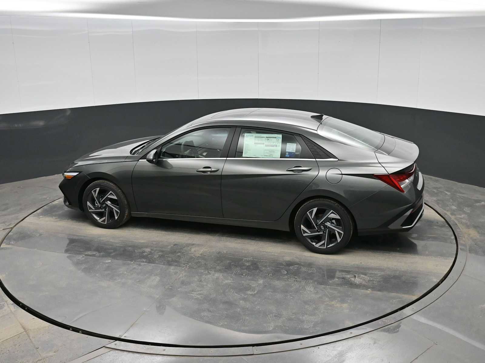 New 2026 Hyundai Elantra Limited image 26