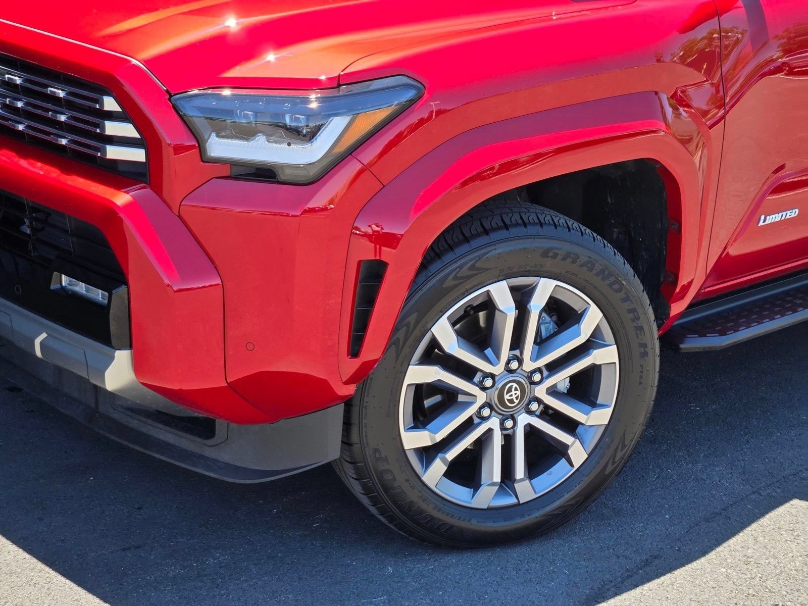 Used 2026 Toyota 4Runner Limited AWD/4WD image 10