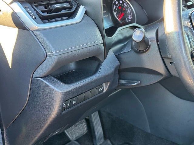 Used 2019 Toyota RAV4 XLE Premium image 12