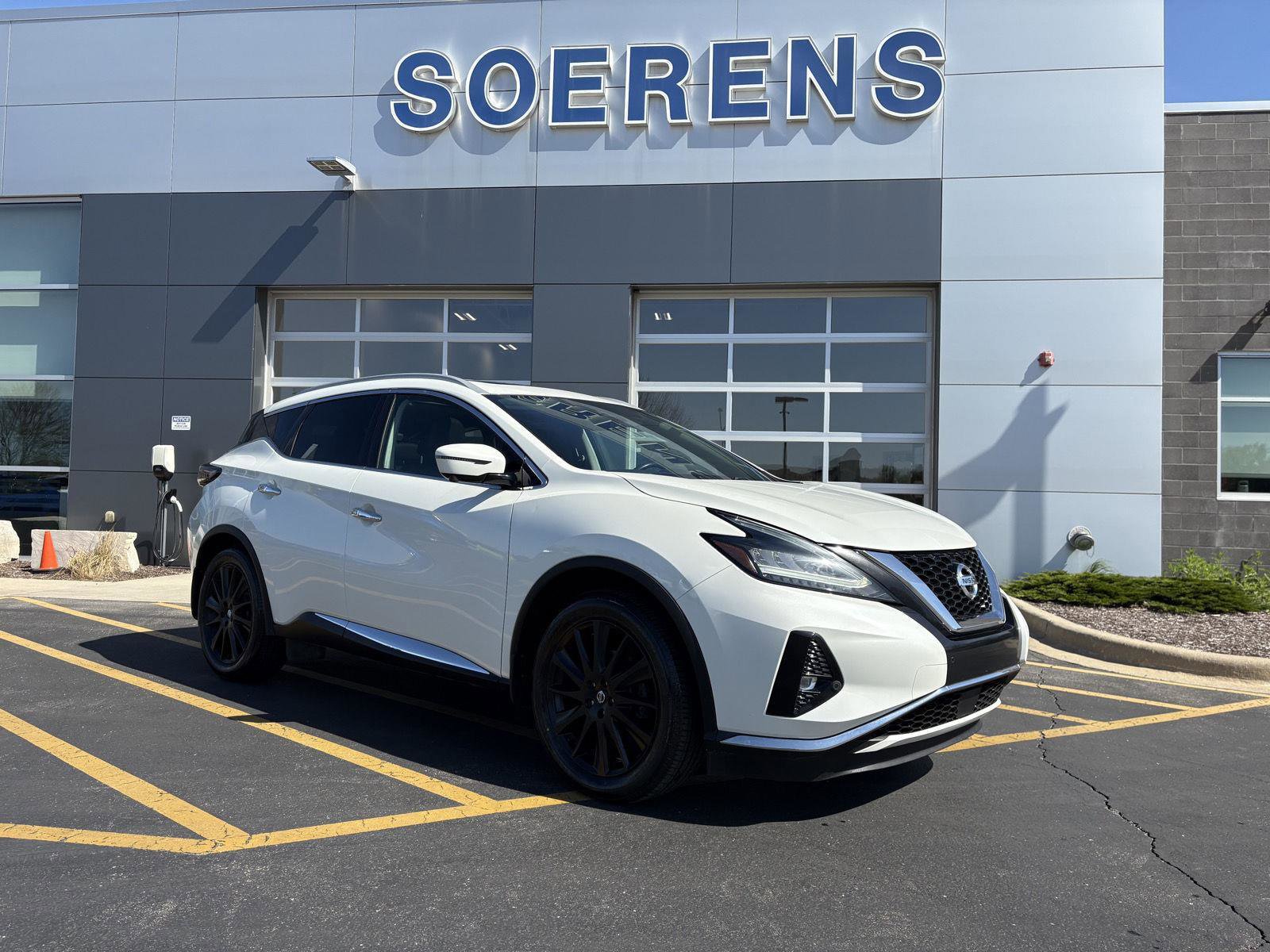 Used 2020 Nissan Murano Platinum AWD/4WD image 1