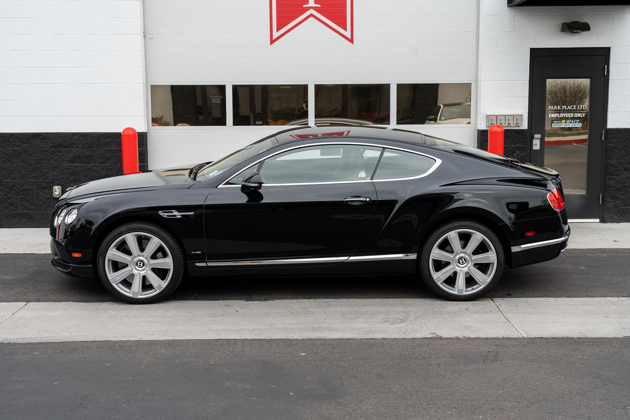 Used 2016 Bentley Continental GT image 46