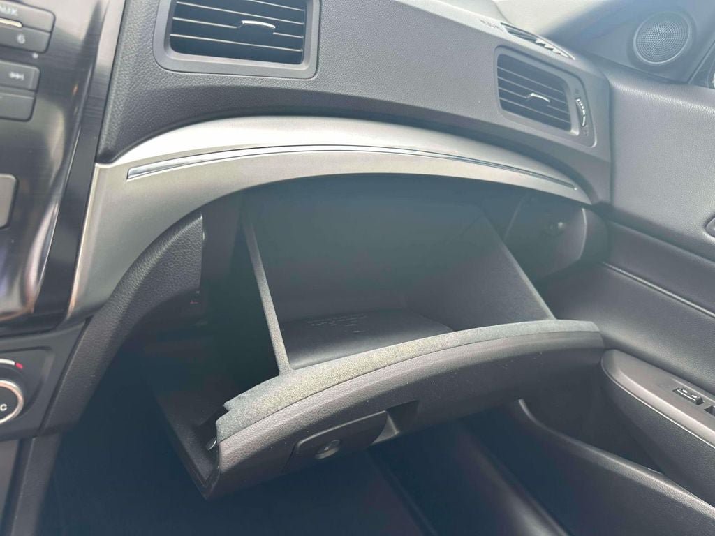 Used 2019 Acura ILX FWD image 34