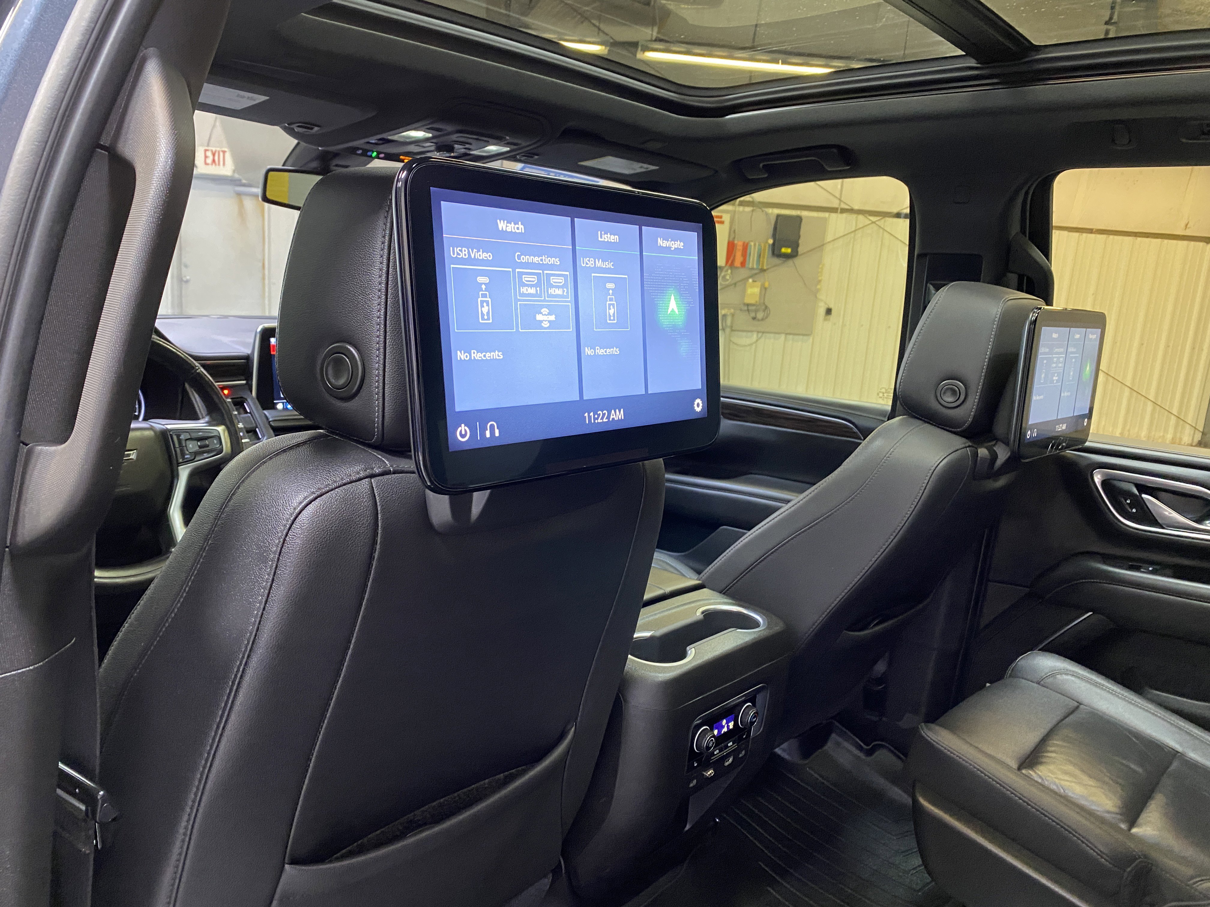 Used 2021 Chevrolet Tahoe Z71 w/ Luxury Package image 25