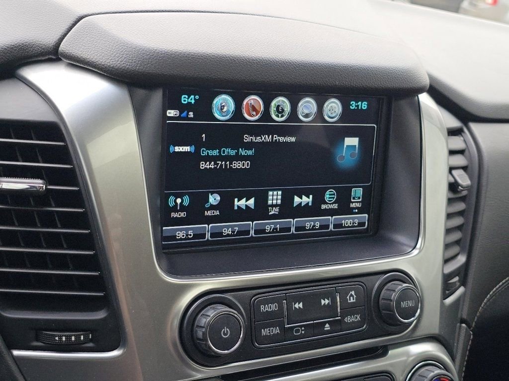 Used 2020 Chevrolet Suburban Premier AWD/4WD image 8