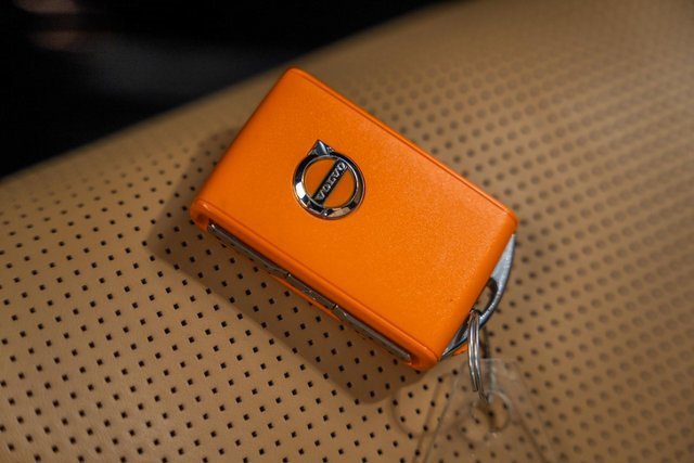 Used 2024 Volvo XC90 T8 Ultimate w/ Protection Package Premier image 38