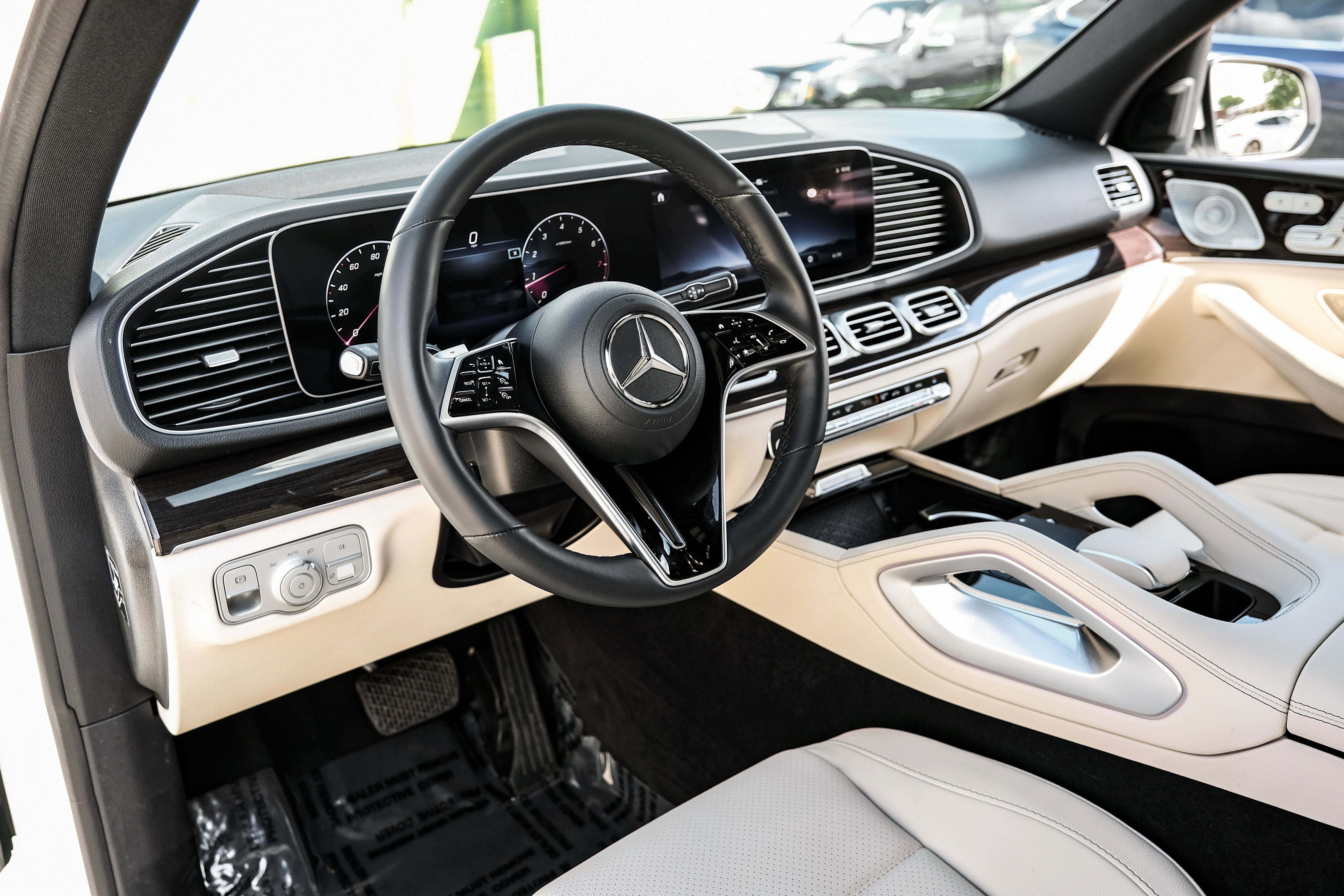 Used 2026 Mercedes-Benz GLE 350 4MATIC image 2