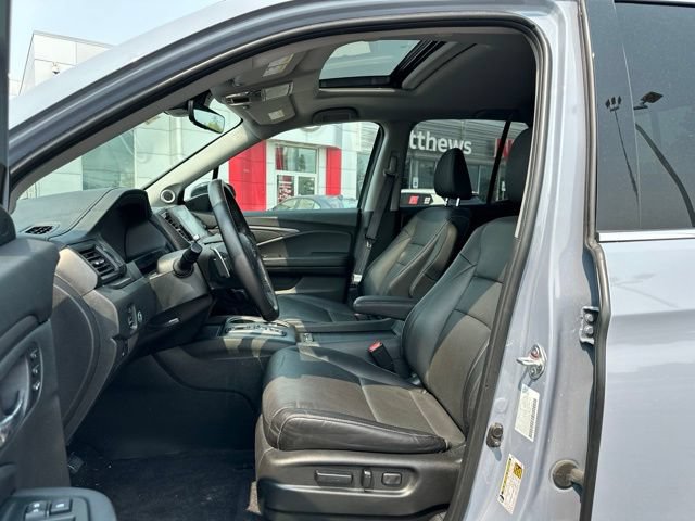 Used 2023 Honda Ridgeline RTL-E image 12