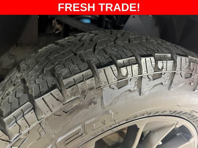Used 2025 Toyota Tundra Limited w/ TRD Off-Road Package AWD/4WD image 28