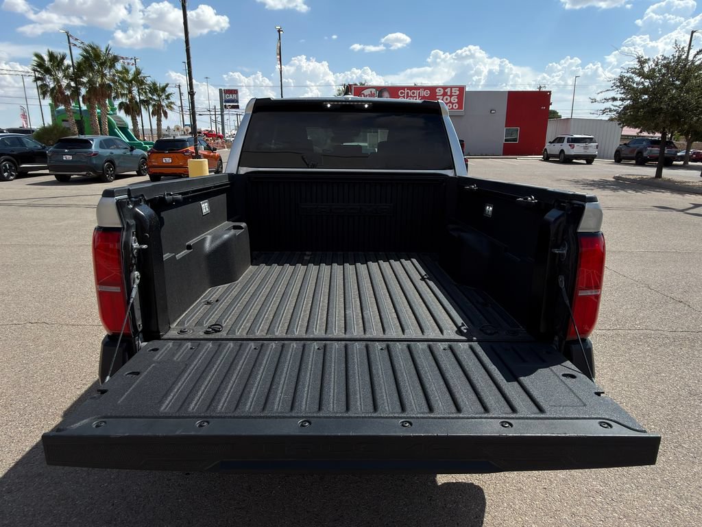 Used 2025 Toyota Tacoma SR AWD/4WD image 13