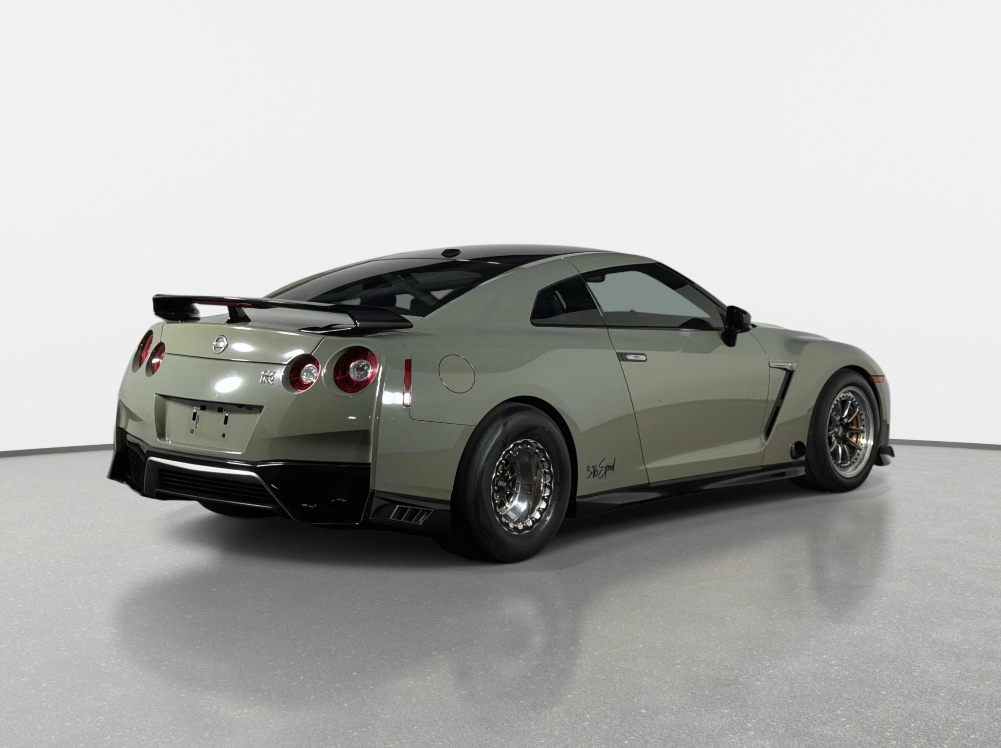 Used 2021 Nissan GT-R Premium AWD/4WD image 9