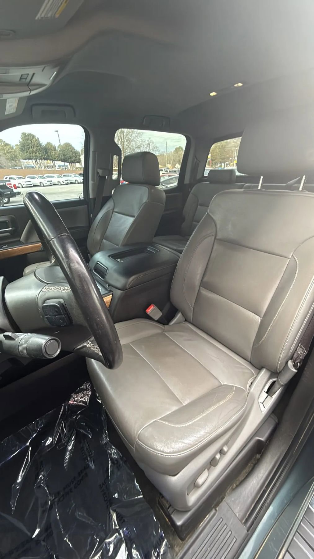 Used 2017 Chevrolet Silverado 1500 LTZ w/ LTZ Plus Package image 10