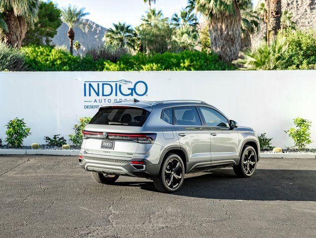 Used 2025 Volkswagen Taos SEL w/ Black Wheel Plus Package AWD/4WD image 6