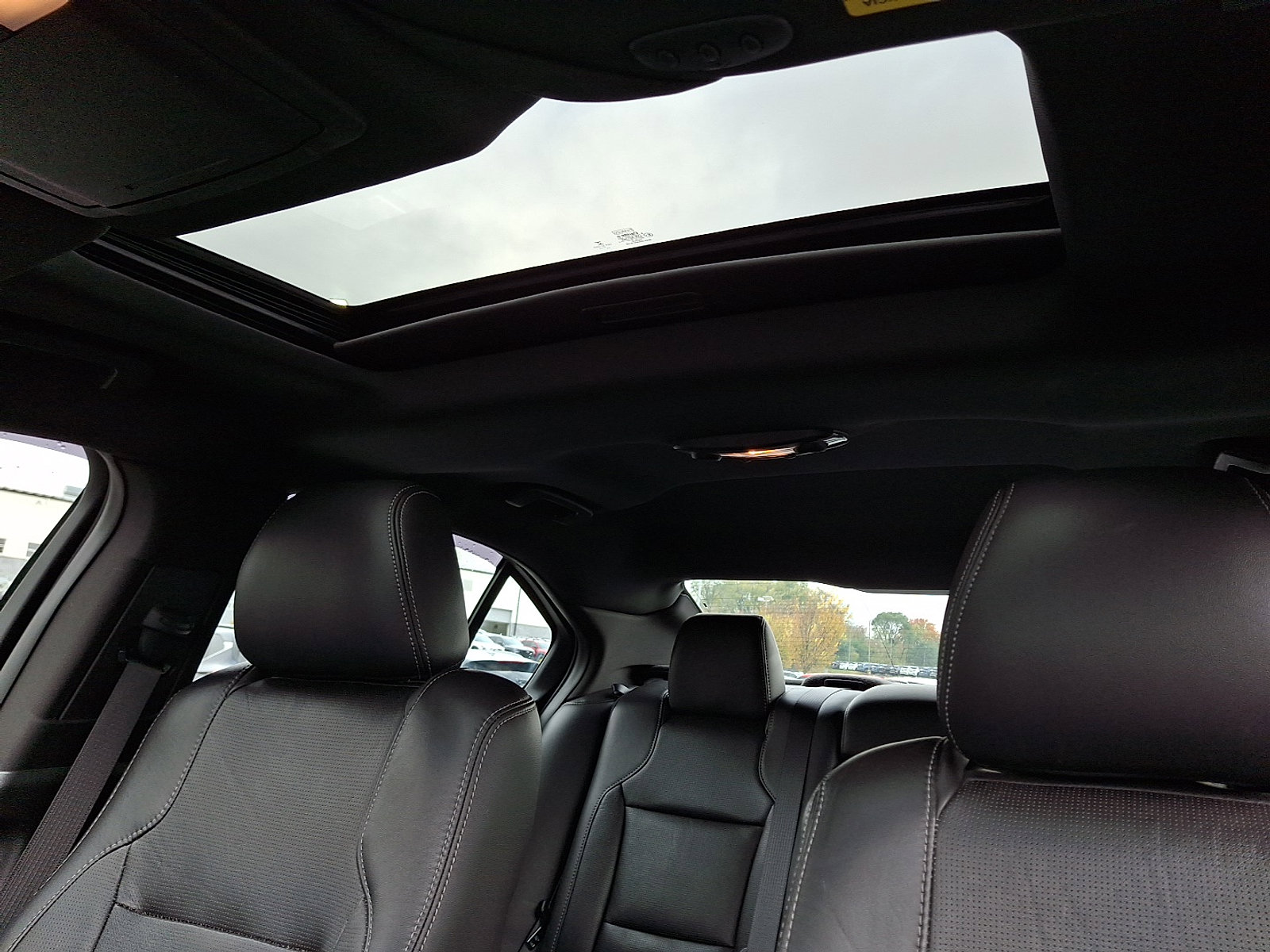 Used 2018 Ford Taurus Limited image 15