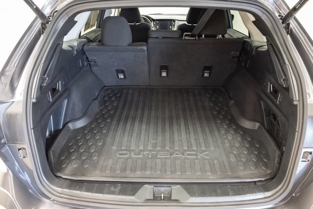 Used 2025 Subaru Outback Premium AWD/4WD image 33