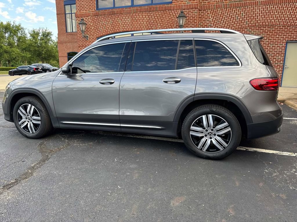 Certified 2024 Mercedes-Benz EQB 250+ w/ Winter Package image 4